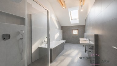 Pronájem bytu 4+kk 151 m² Hostivická, Praha 5, Sobín