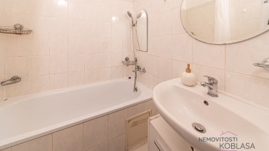 Prodej bytu 3+kk, 74 m2,  ul. Vondroušova, Praha- Řepy